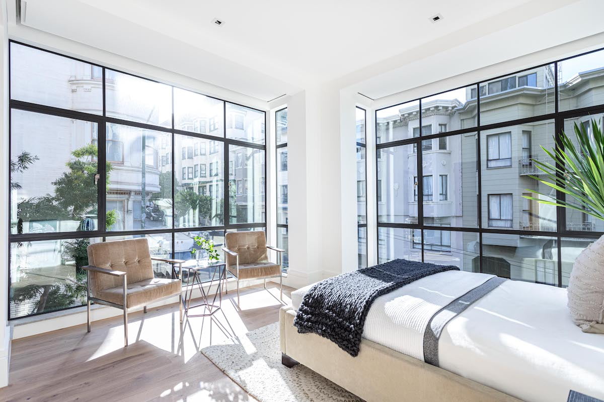 Euroline windows in city bedroom