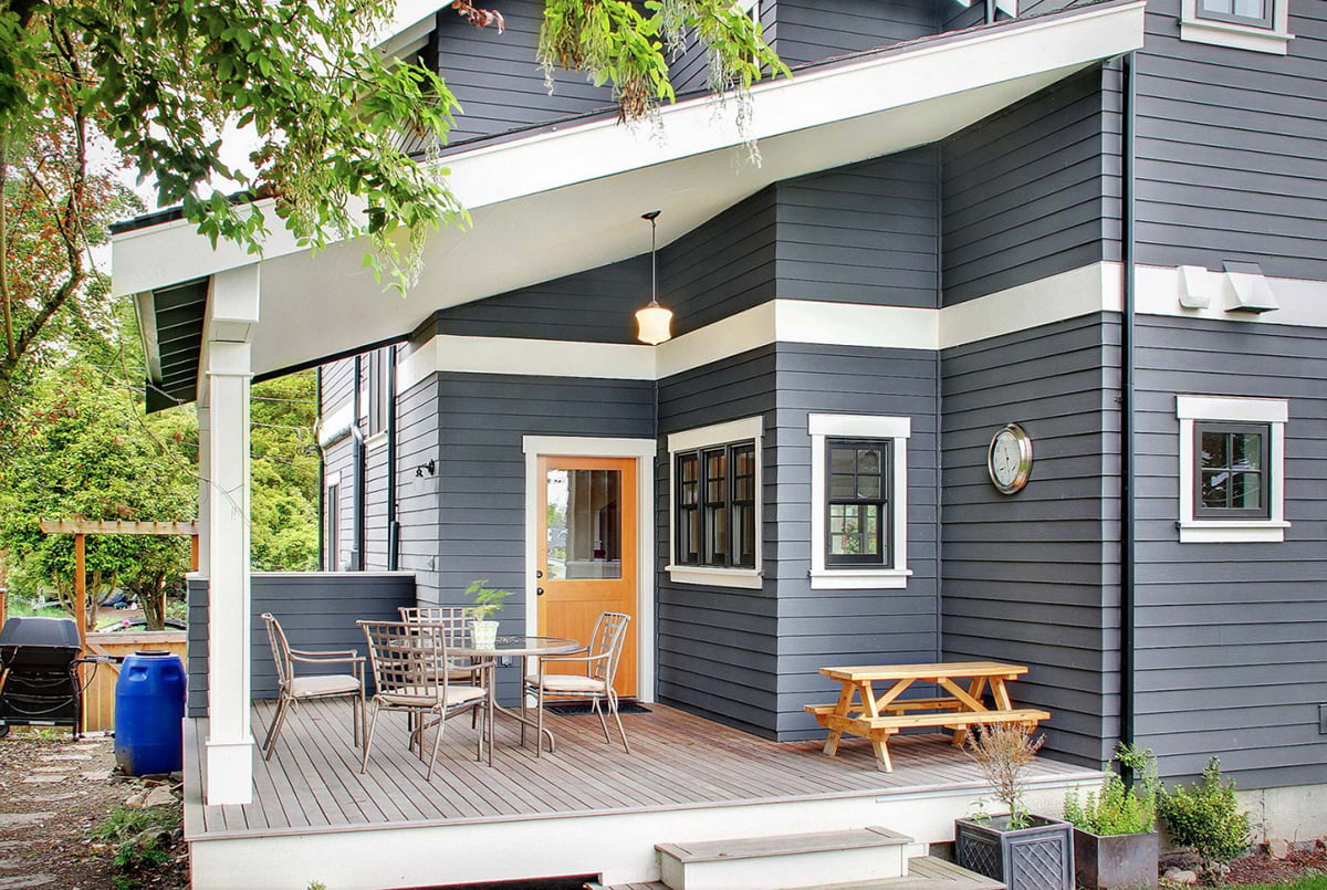 Trimboards on craftsman home with WindsorONE Trim