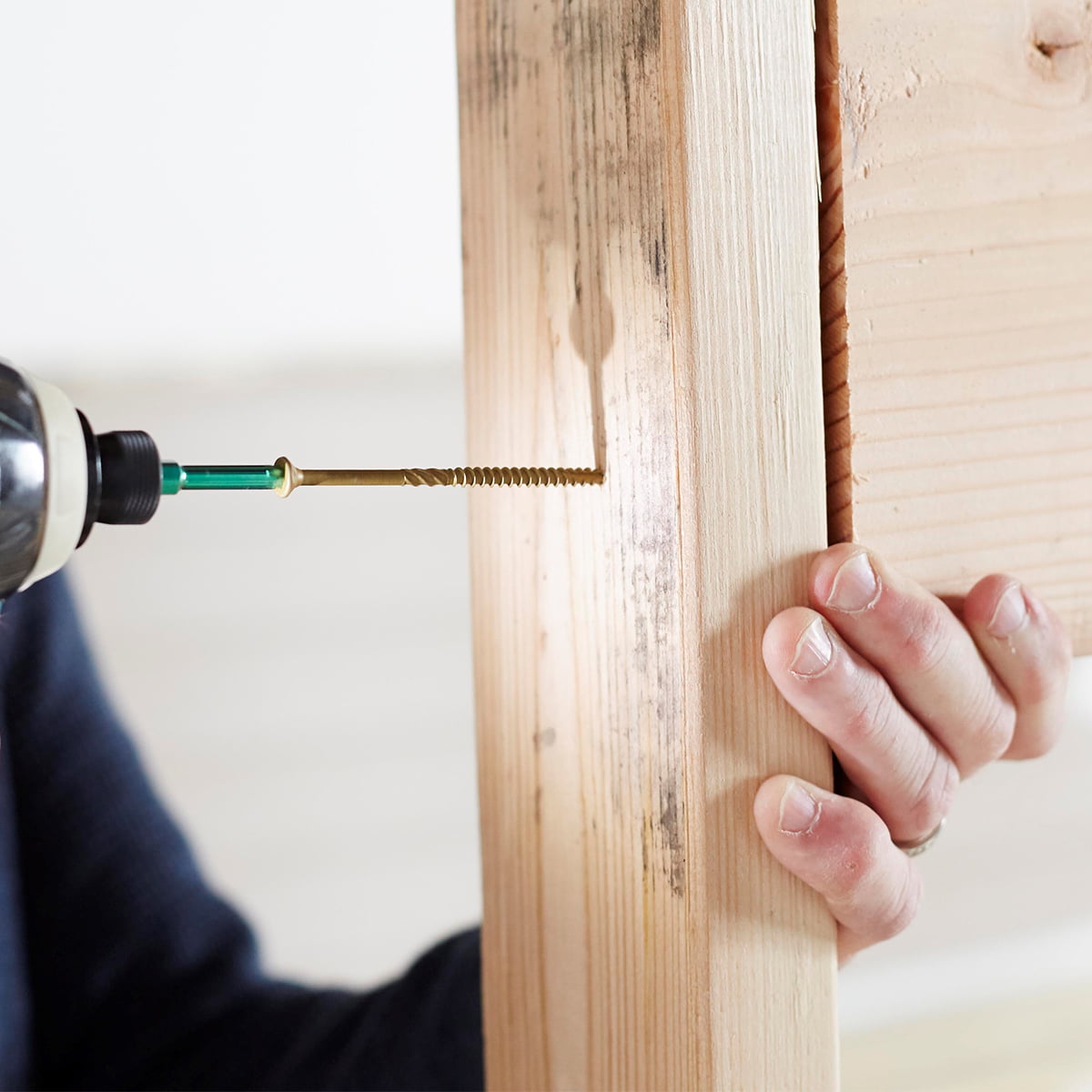 GRK Fasteners R4 drilled into 2x4