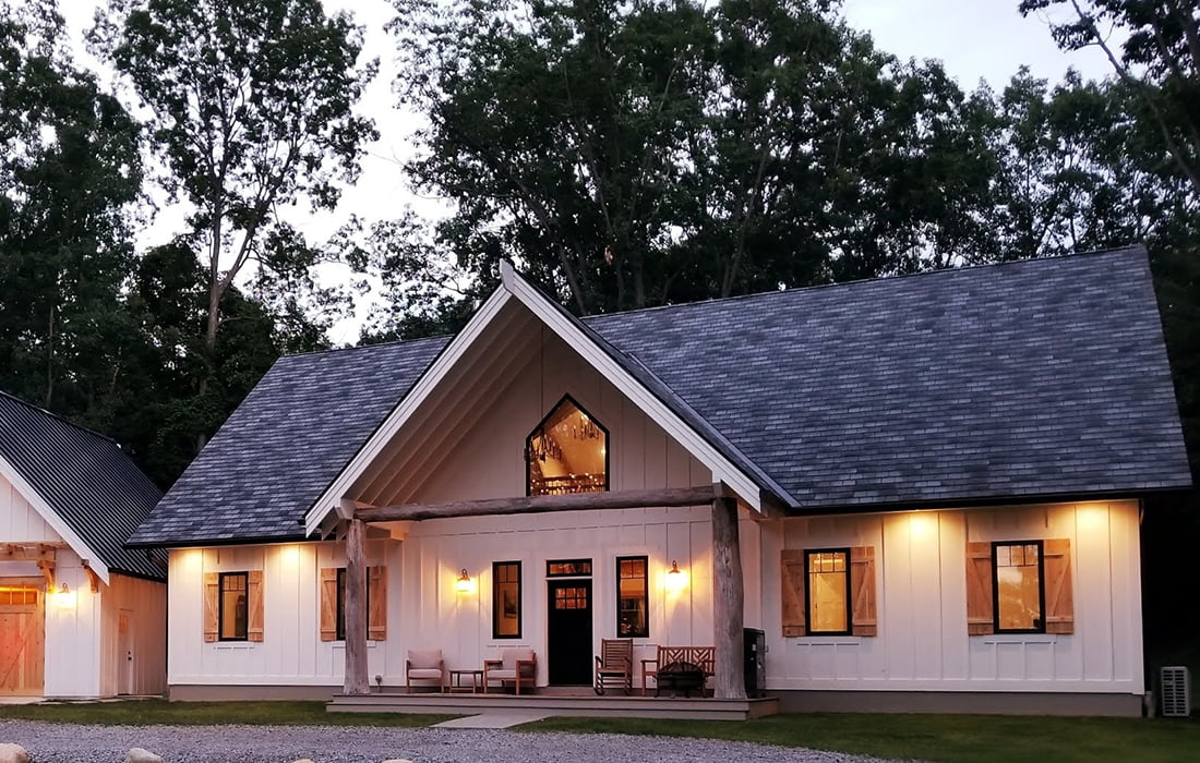 exterior farmhouse lp building
