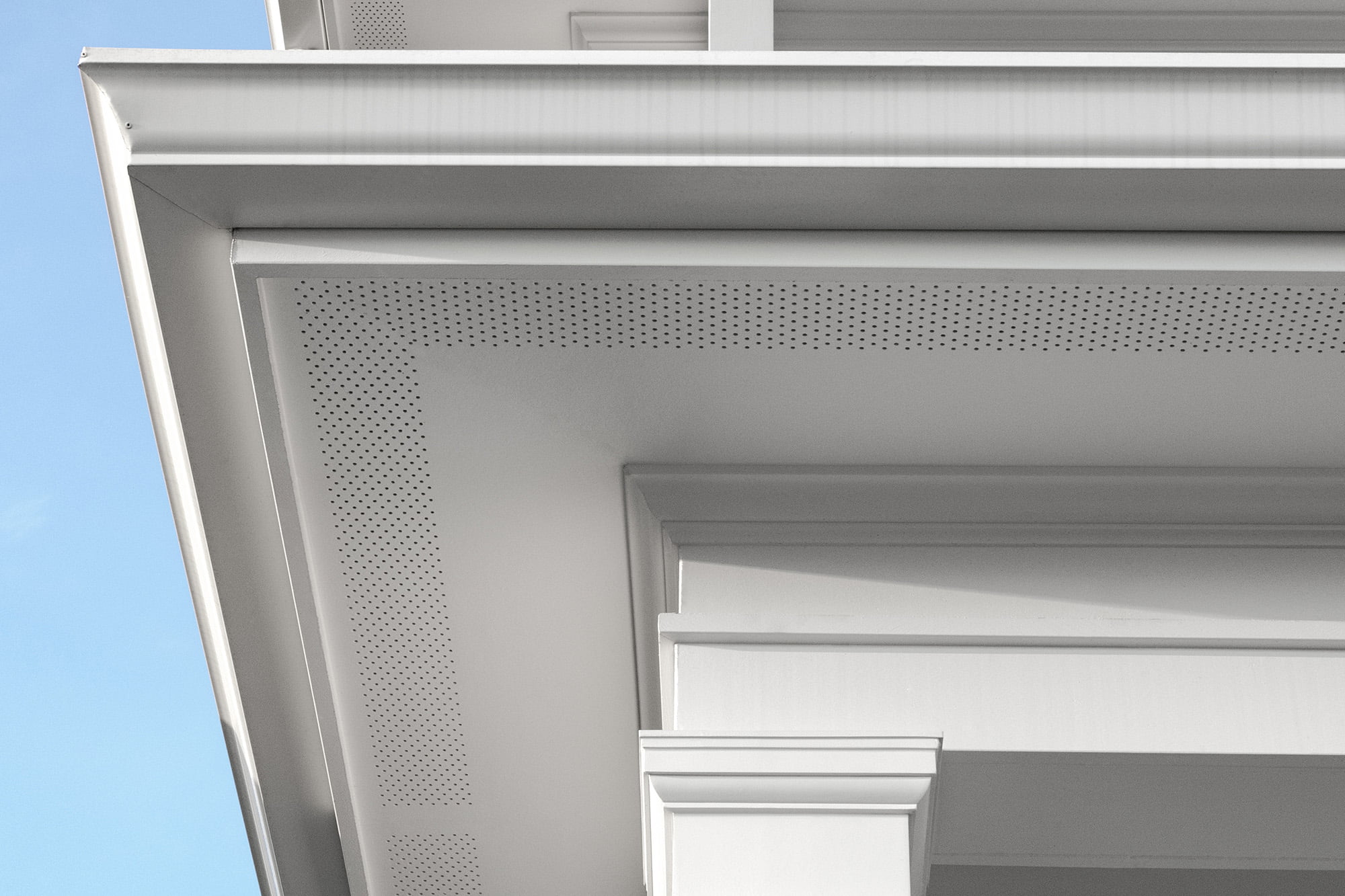 Closeup of James Hardie white trim