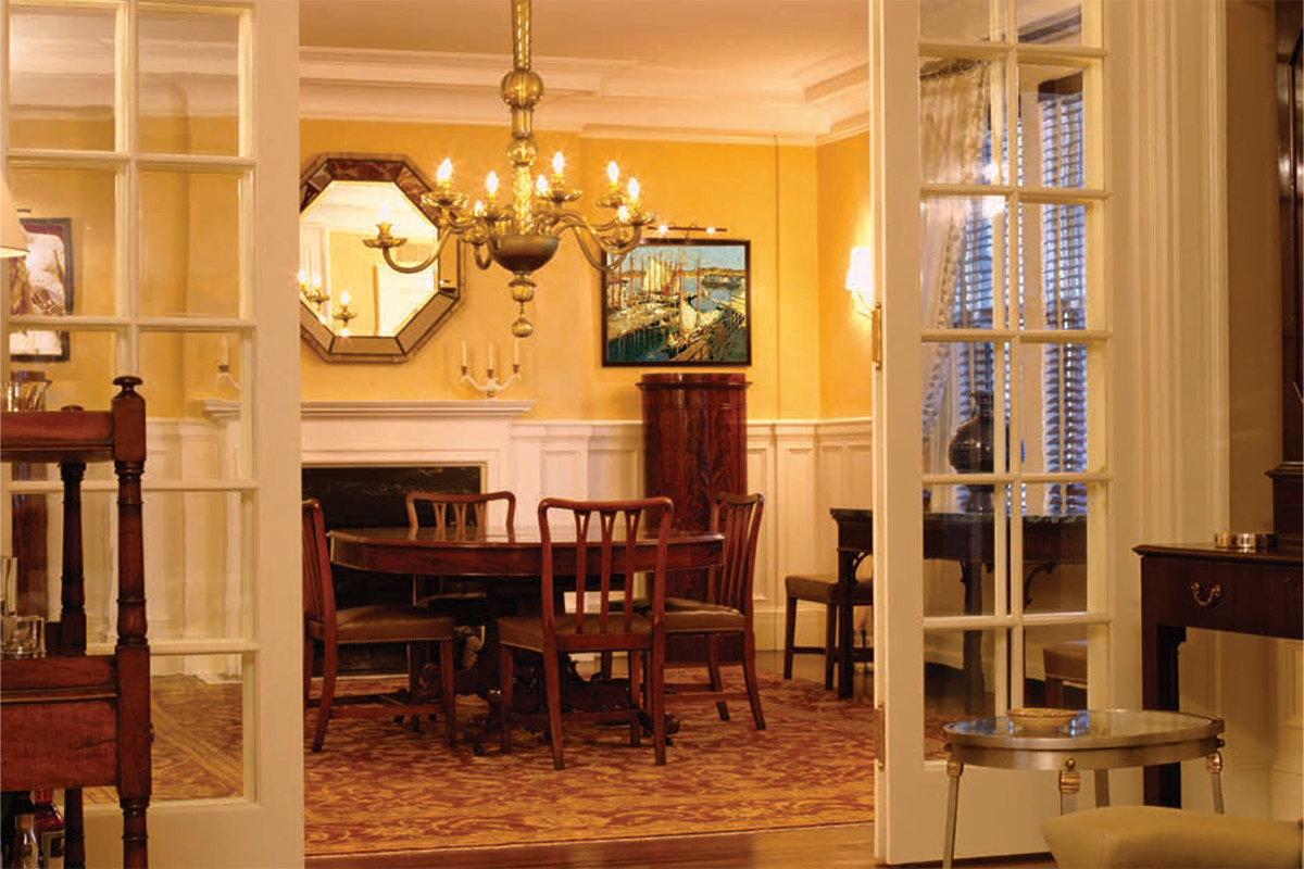 kelleher interior moulding colonial dining room chandelier