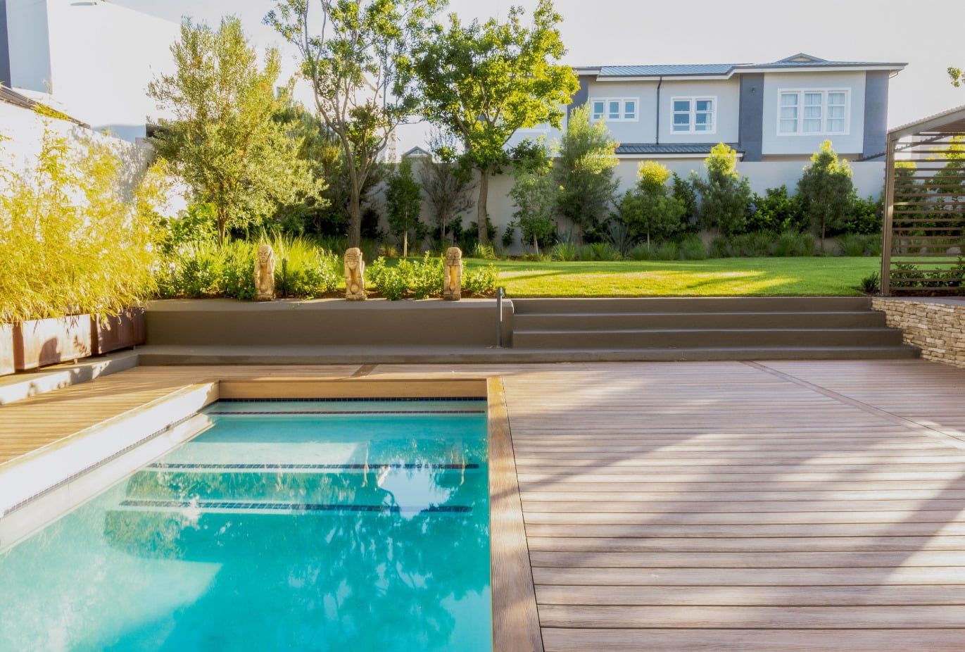 nosee nohear nospeak pool decking from Fortress