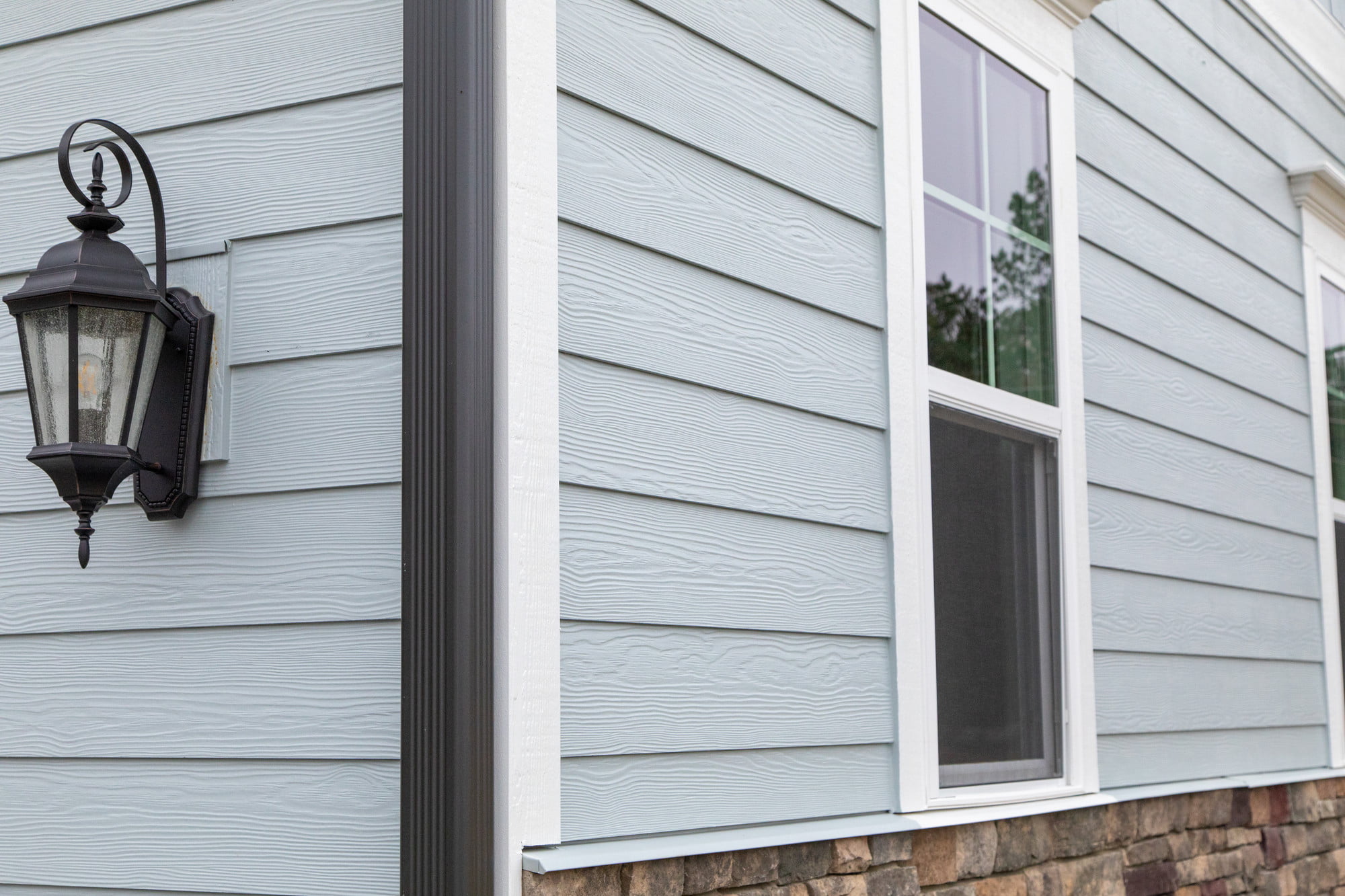 Closeup of Allura Shelby trim in light blue