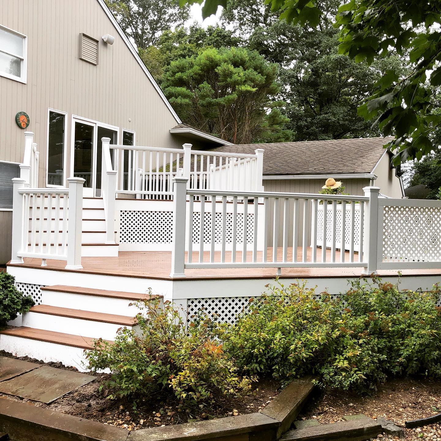 Fiberon decking white back porch with stairs
