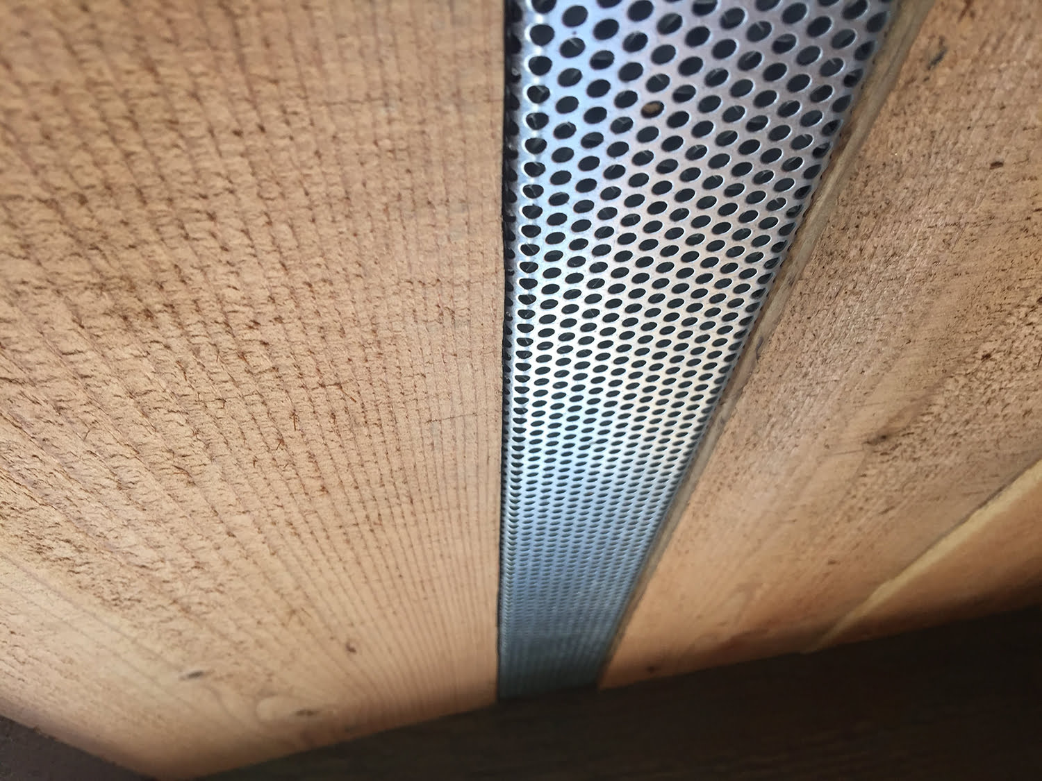 Continuous Vulcan Vent on ceiling