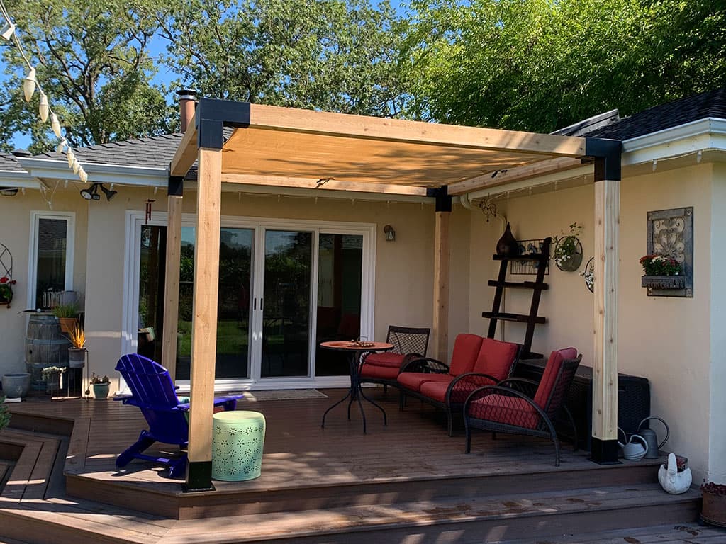 Linx deck pergola seating