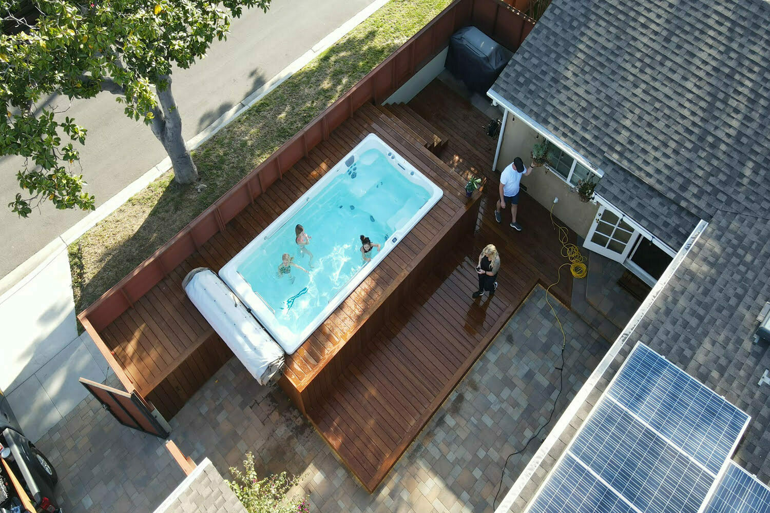 dassoXTR Fused Bamboo on residential pool decking