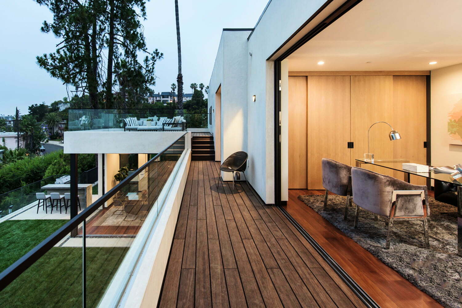 dassoXTR Fused Bamboo on residential balcony deck