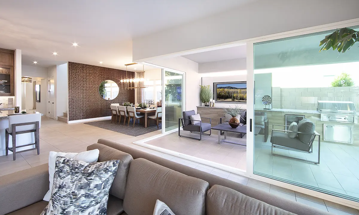 Cornered Milgard Sliding Doors in a Palm Springs desert home covered patio
